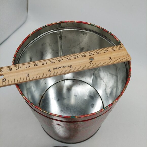 Christmas Tin Red Green Holly Paisley Ribbon Bow Floral Design 7" - Picture 7 of 10